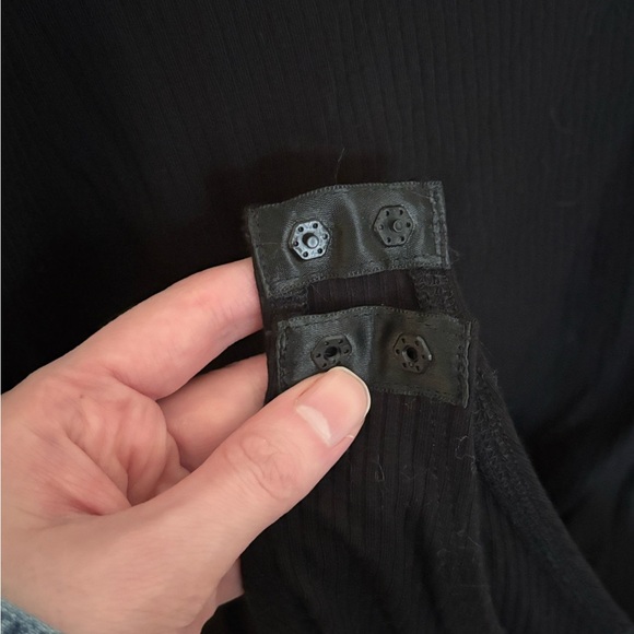 NEVER WORN H&M Backless Gold Chain Detail Bodysuit - Black, Small - Picture 6 of 8